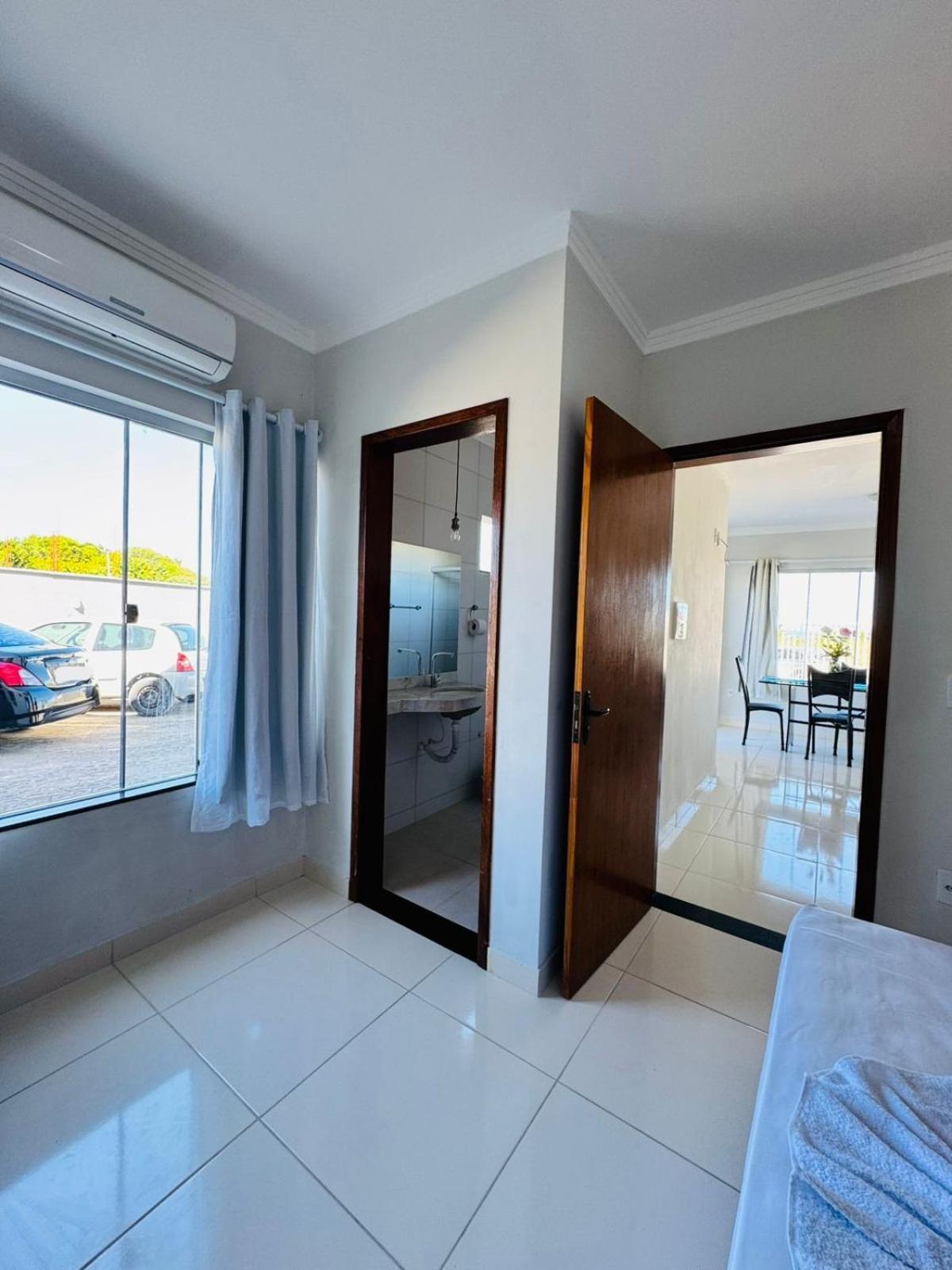 Apto Completo A 5 Minutos Taperapuan, Com Ar Condicionado, Piscina E Churrasqueira Porto Seguro