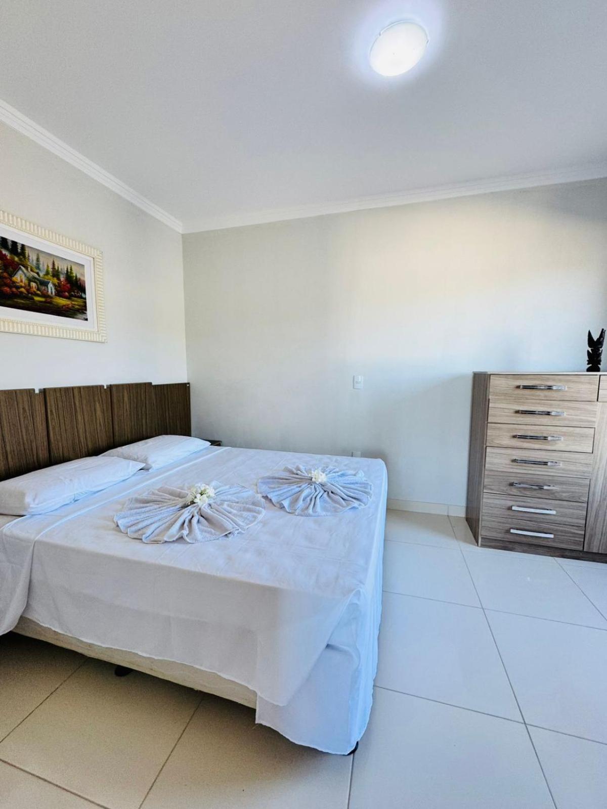 Apto Completo A 5 Minutos Taperapuan, Com Ar Condicionado, Piscina E Churrasqueira *